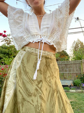 Load image into Gallery viewer, White Butterfly Top