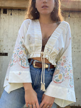 Load image into Gallery viewer, Wallflower Top