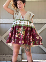 Load image into Gallery viewer, Flower Field Mini