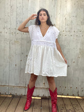 Load image into Gallery viewer, White Butterfly Dress