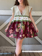 Load image into Gallery viewer, Flower Field Mini