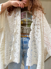 Load image into Gallery viewer, Suncatcher Lace Kimono