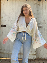 Load image into Gallery viewer, Wallflower Top