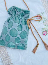 Load image into Gallery viewer, Mosaic Pouch