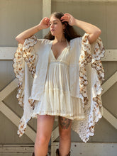 Load image into Gallery viewer, Harvest Moon Shawl