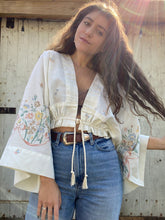 Load image into Gallery viewer, Wallflower Top