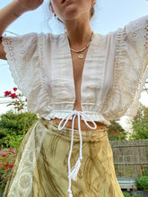 Load image into Gallery viewer, White Butterfly Top