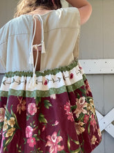 Load image into Gallery viewer, Flower Field Mini