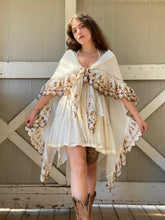 Load image into Gallery viewer, Harvest Moon Shawl